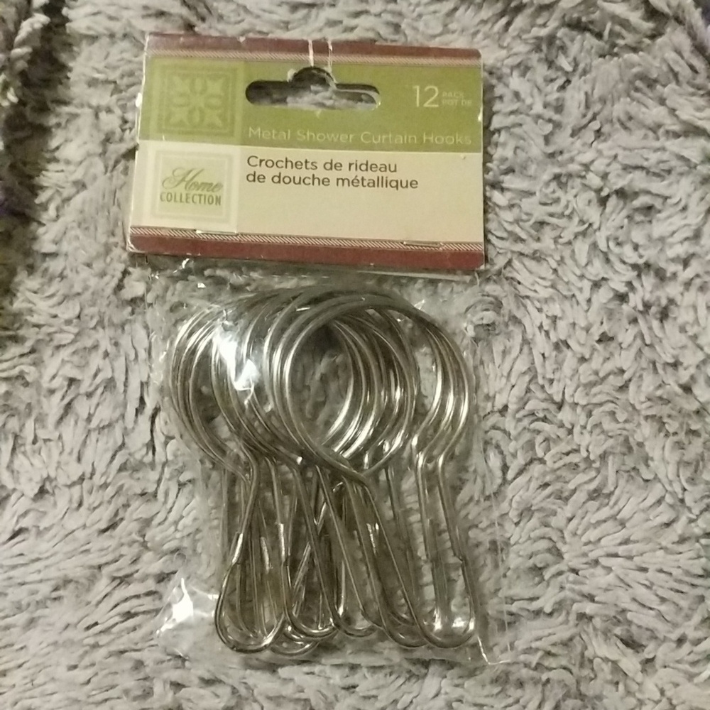 3/$15.00 Metal shower curtain hooks or many other used hooks 12 pcs. NEW